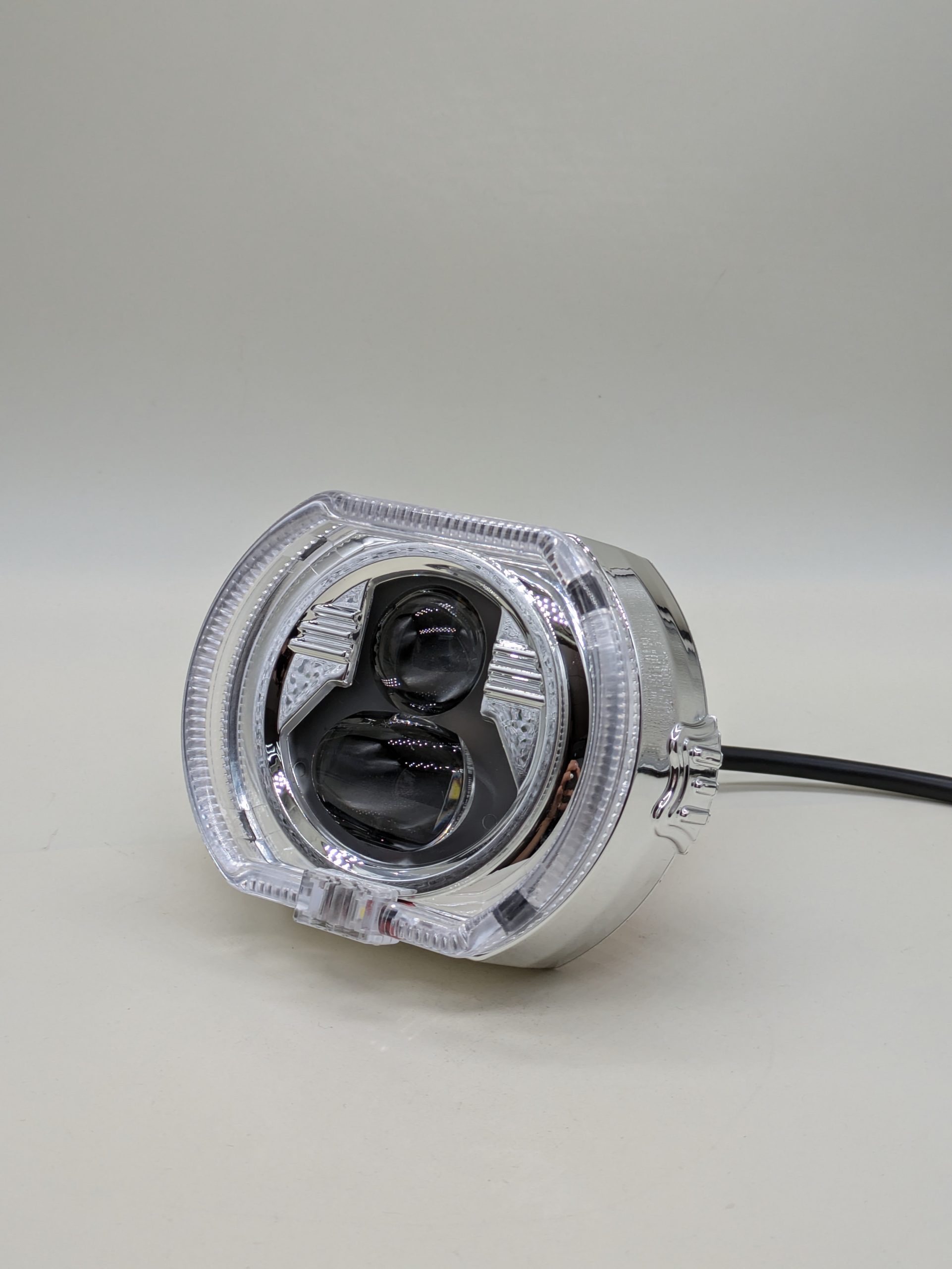 Built-in gourd-shaped large lens