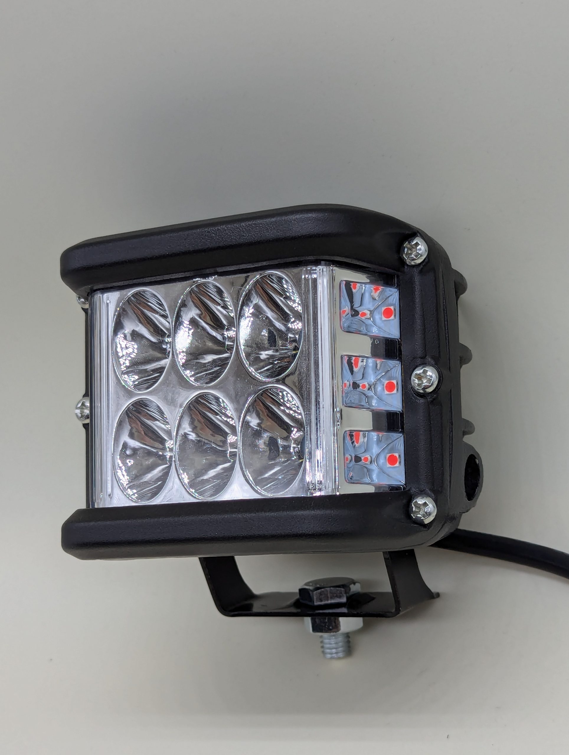 Working lights on three sides - Image 3