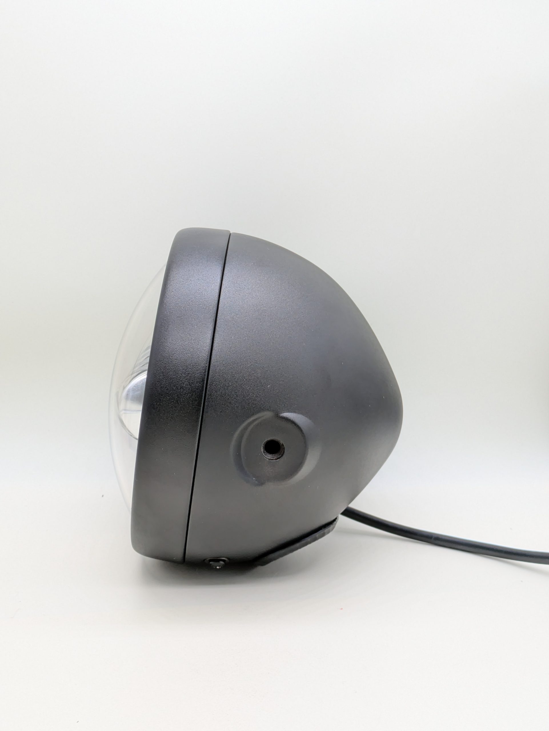 5.75 inch assembly headlight - built-in four bead type - Image 3