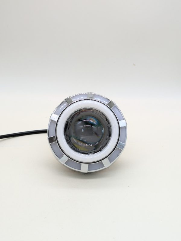V8 - Image 2