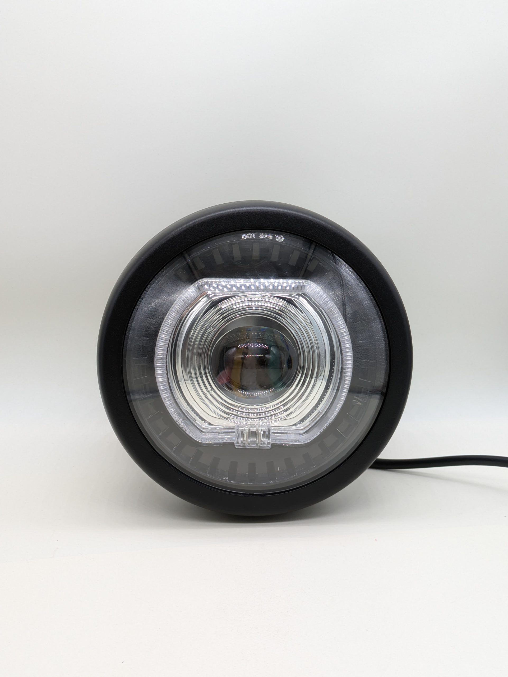 5.75 inch assembly headlight - built-in corrugated style